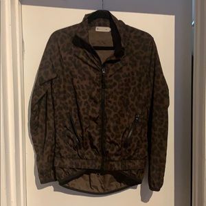 THE UPSIDE leopard light wind runner jacket